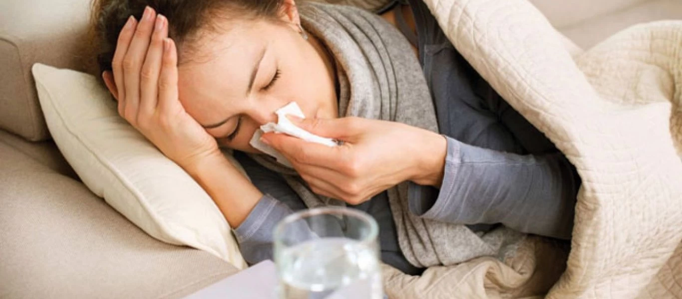 Δείτε για ποιο λόγο ξυπνάτε με καταρροή ή με βουλωμένη μύτη